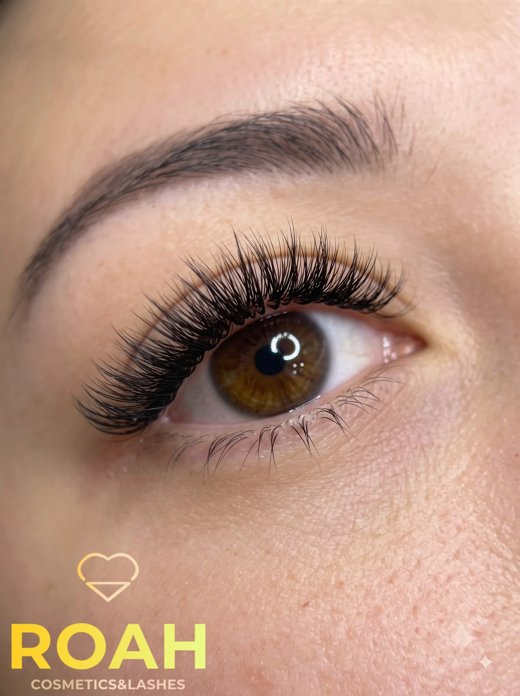 Roah Cosmetics and Lashes